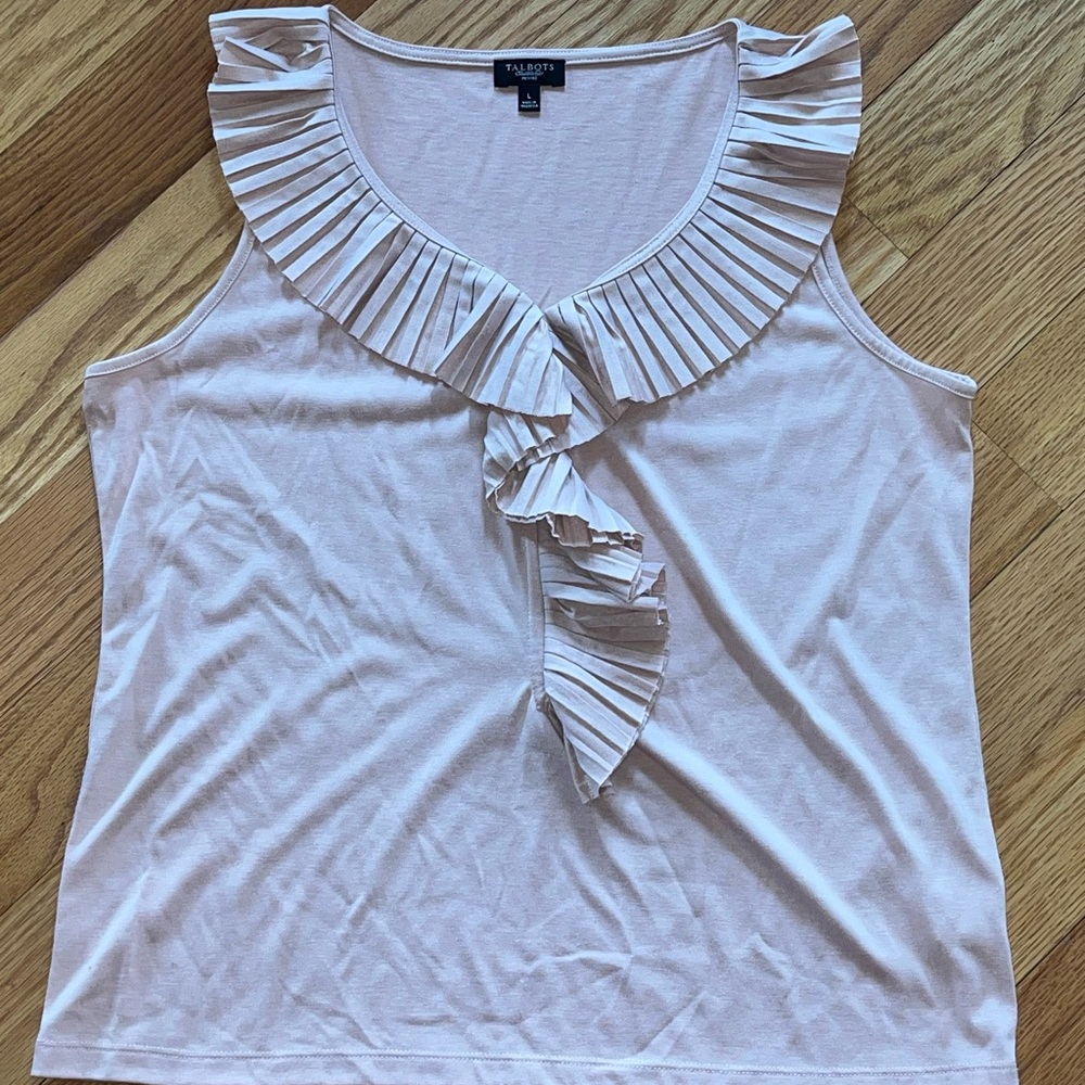 Talbots Sz Petite Large Ruffle Neckline Tank with Cascading Ruffle
